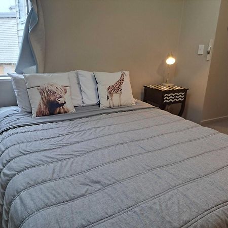 Regents 94B - Christchurch Holiday Homes Екстериор снимка