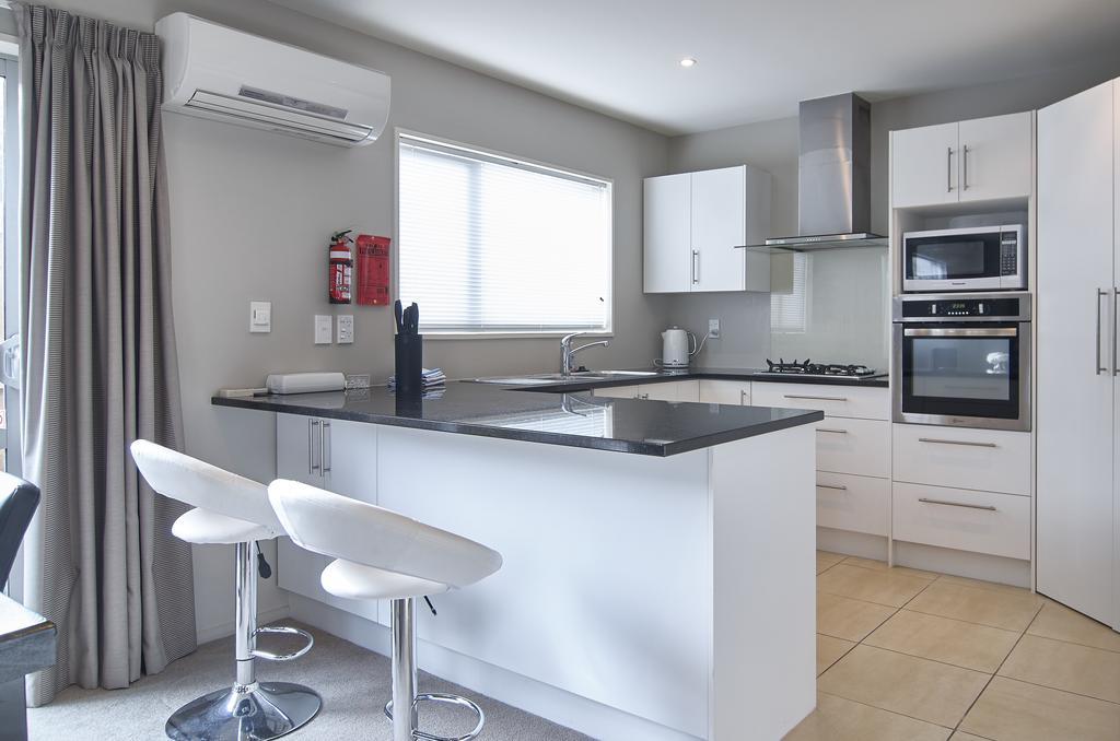 Regents 94B - Christchurch Holiday Homes Екстериор снимка
